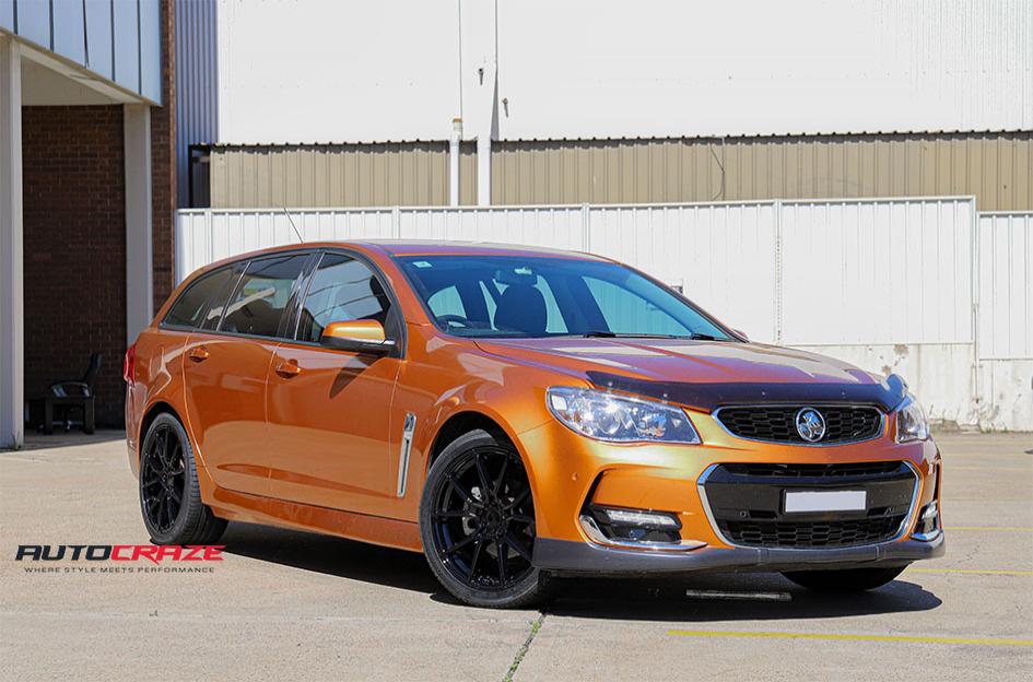 HOLDEN COMMODORE VF VENOM GLOSS BLACK